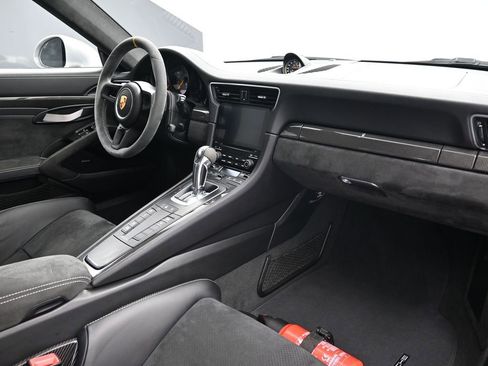 Certified 2019 Porsche 911 GT3 RS image 12