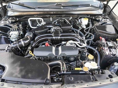 Used 2019 Subaru Outback 2.5i Limited w/ Popular Package #2 image 27