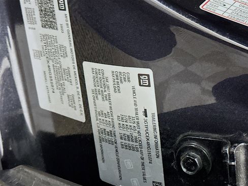 Used 2024 GMC Sierra 1500 Elevation image 12