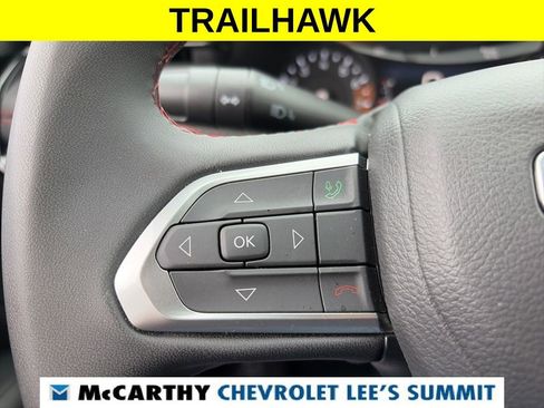 Used 2025 Jeep Compass Trailhawk AWD/4WD image 20