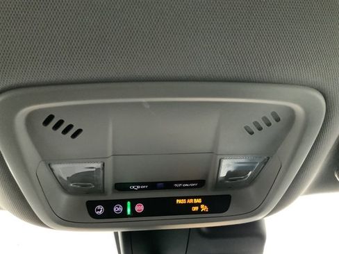 Used 2023 Chevrolet Malibu LT image 30