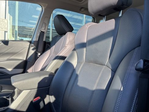 Used 2023 Subaru Forester Limited image 17
