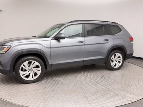 Used 2021 Volkswagen Atlas SE w/ Towing Package AWD/4WD image 6