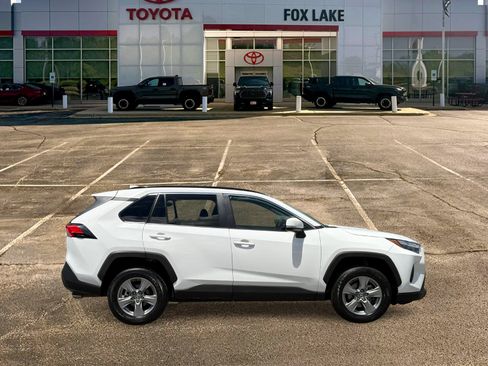 Used 2024 Toyota RAV4 XLE FWD image 8