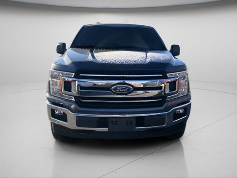 Used 2018 Ford F150 XLT image 11