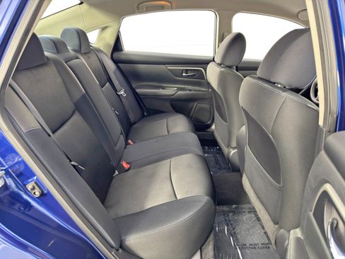 Used 2017 Nissan Altima 2.5 SR image 33