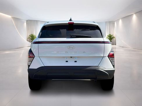 New 2026 Hyundai Kona SE FWD image 6