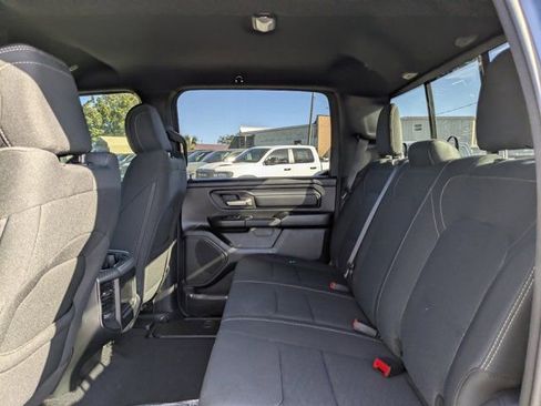 New 2026 RAM 1500 Express AWD/4WD image 13