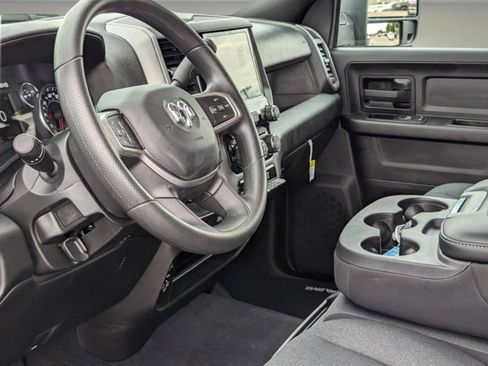 New 2024 RAM 2500 Tradesman w/ Towing Technology Group image 19