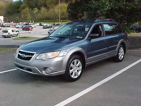 Used 2009 Subaru Outback 2.5i Special Edition image 4