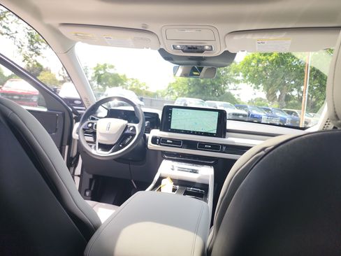 New 2026 Lincoln Aviator Reserve AWD/4WD image 54