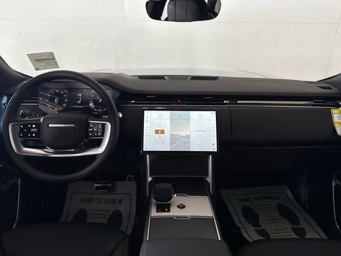 New 2026 Land Rover Range Rover SE image 21