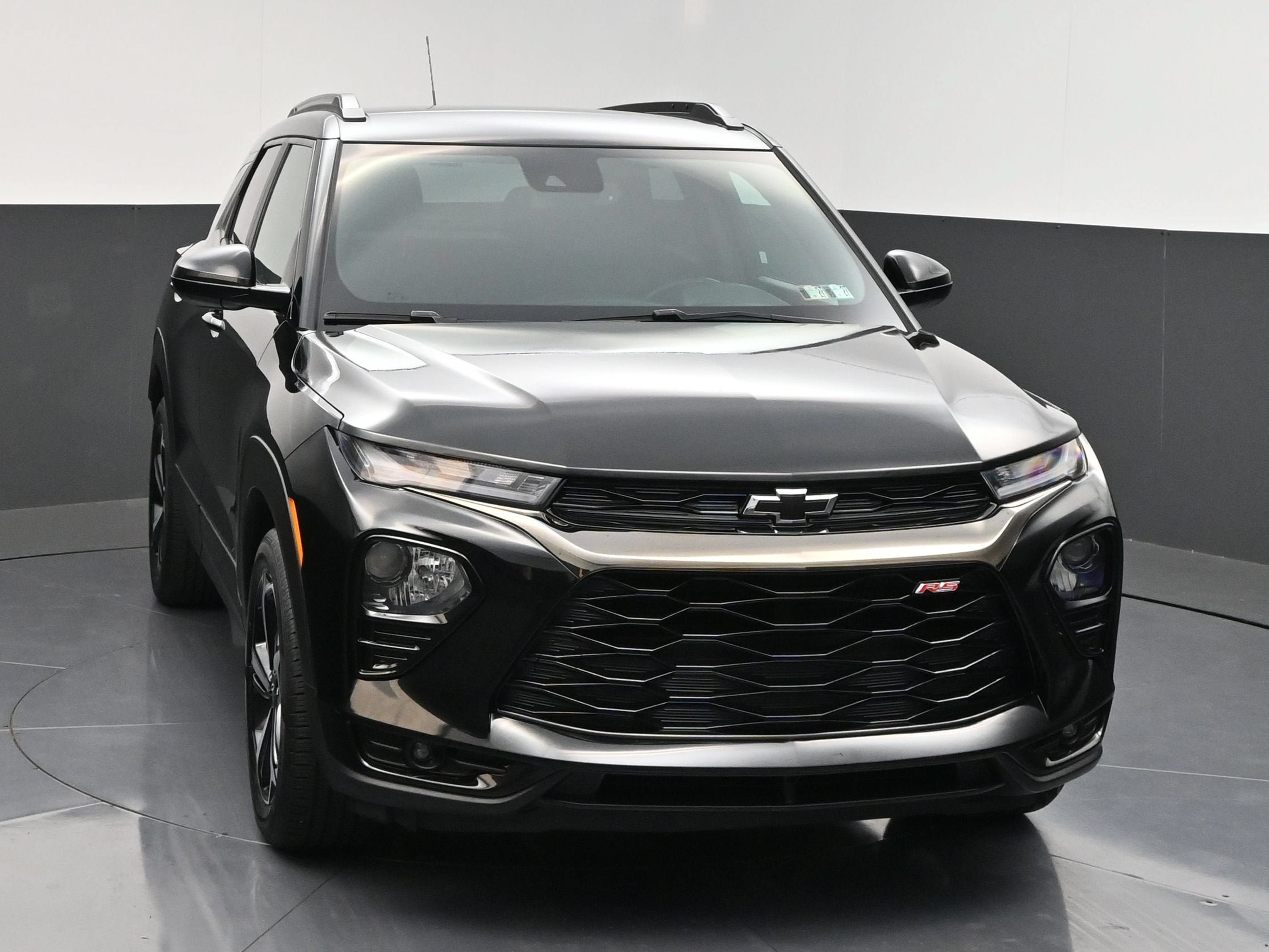 Certified 2023 Chevrolet TrailBlazer RS w/ Convenience Package FWD image 3