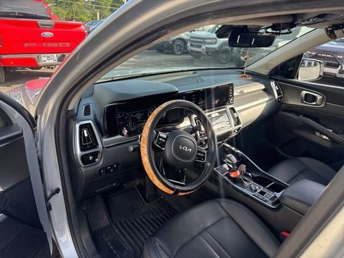 Used 2022 Kia Sorento SX FWD image 4