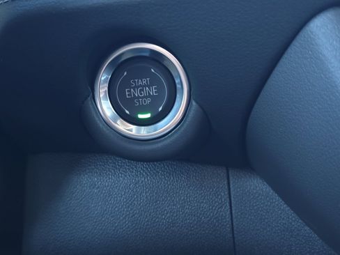 New 2026 Chevrolet Suburban LT w/ Comfort Package image 32