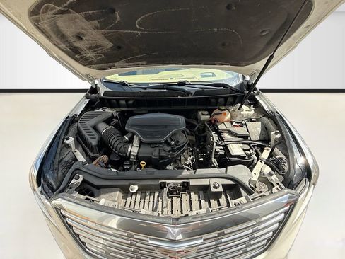 Used 2019 Cadillac XT5 Platinum AWD/4WD image 32