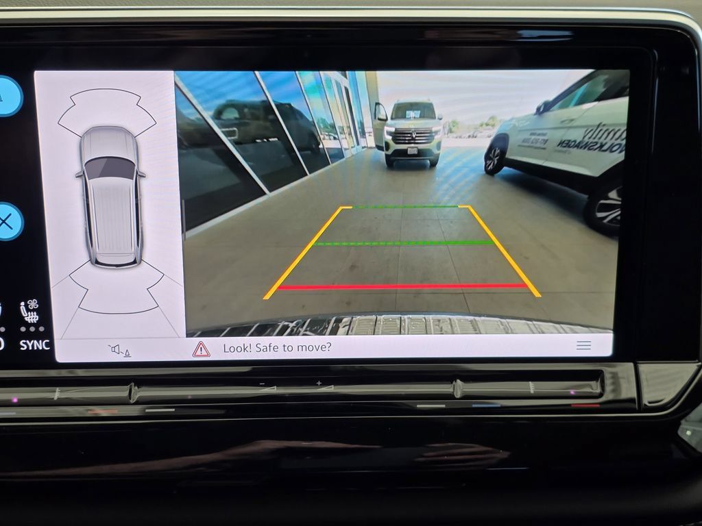 New 2026 Volkswagen Atlas SE FWD image 16