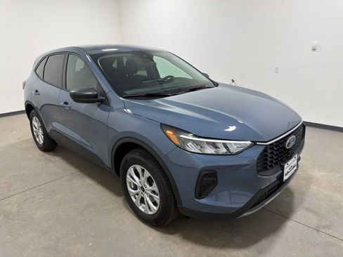 New 2026 Ford Escape Active w/ Tech Pack #1 AWD/4WD image 3