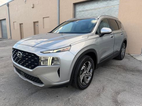 Used 2023 Hyundai Santa Fe SEL w/ Cargo Package image 3