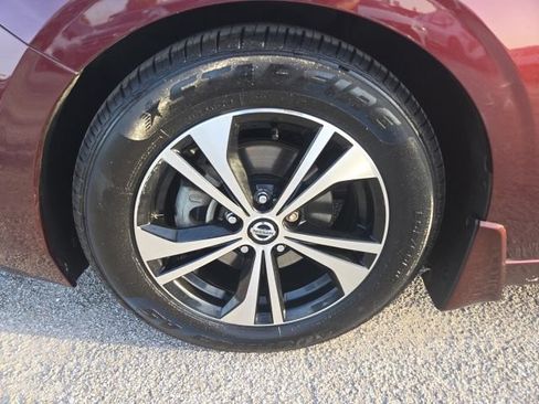 Used 2020 Nissan Sentra SV FWD image 6