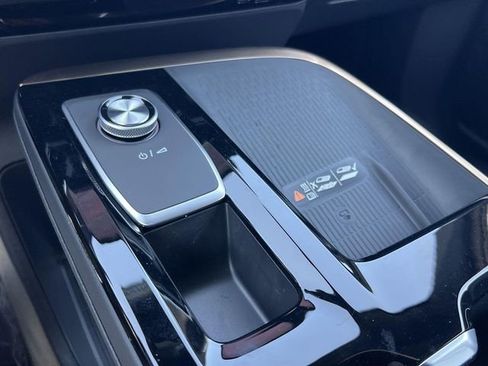 New 2026 Buick Enclave Avenir w/ Super Cruise Package FWD image 22