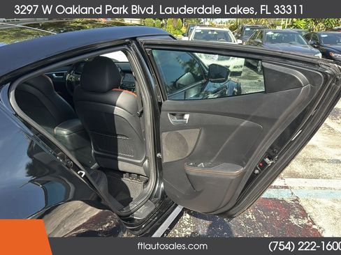 Used 2016 Hyundai Veloster Turbo w/ Option Group 04 FWD image 24
