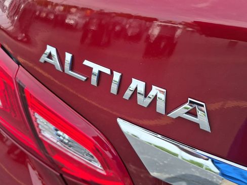 Used 2017 Nissan Altima 2.5 SV w/ Convenience Package FWD image 28