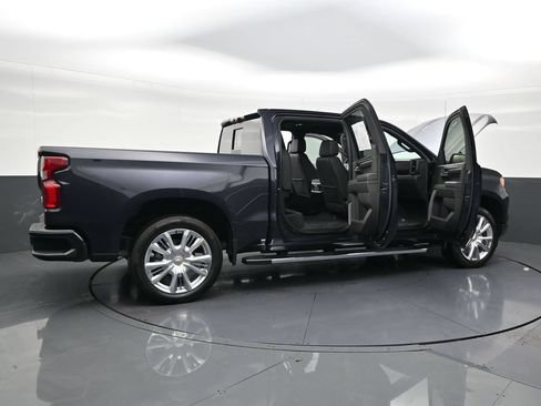 Used 2024 Chevrolet Silverado 1500 High Country w/ High Country Premium Package AWD/4WD image 29