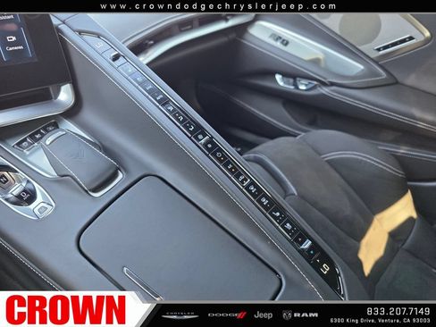Used 2024 Chevrolet Corvette Stingray Premium Conv w/ Z51 Performance Package RWD image 30