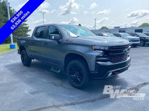 Used 2021 Chevrolet Silverado 1500 LT Trail Boss w/ Convenience Package II AWD/4WD image 9