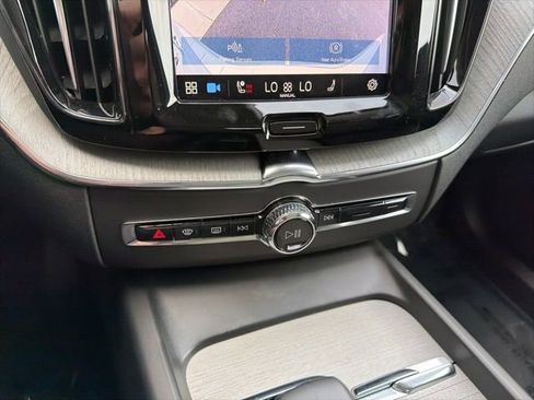 New 2025 Volvo XC60 T8 Plus w/ Protection Package Premier AWD/4WD image 19