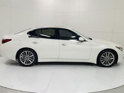 Used 2021 INFINITI Q50 Luxe image 9