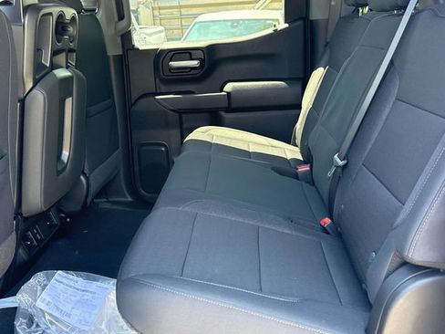 New 2026 Chevrolet Silverado 1500 Custom Trail Boss w/ LPO, Dark Essentials Package AWD/4WD image 10