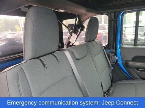 Used 2024 Jeep Wrangler Sahara image 34
