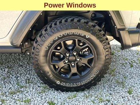 Used 2022 Jeep Wrangler Unlimited Sport AWD/4WD image 9