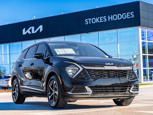 Used 2024 Kia Sportage EX image 29