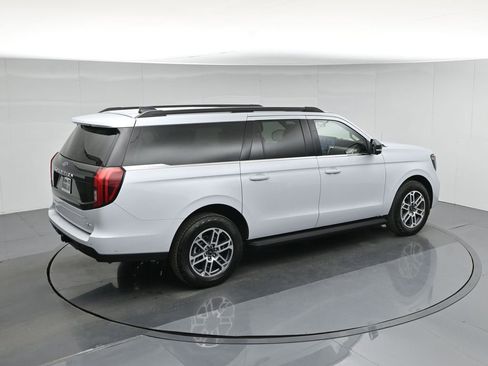 Used 2025 Ford Expedition Max Active image 45