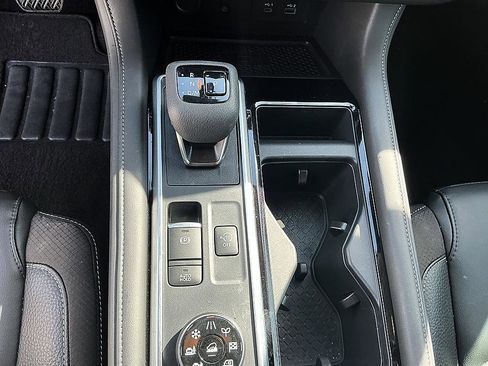 Certified 2023 Nissan Rogue SL w/ SL Premium Package image 21