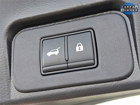 Used 2022 Nissan Rogue SV w/ SV Premium Package image 29