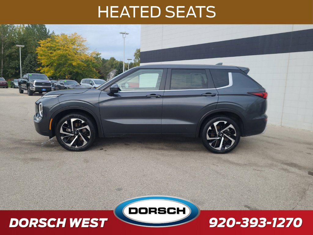 Used 2024 Mitsubishi Outlander SE AWD/4WD image 2