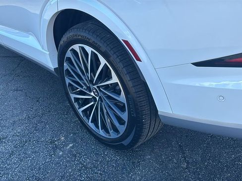 Used 2026 Hyundai Palisade Calligraphy image 9