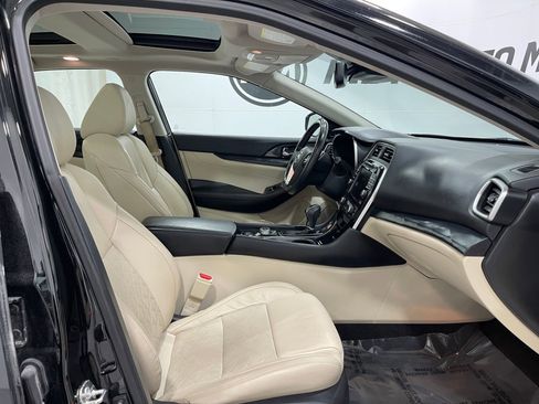 Used 2019 Nissan Maxima Platinum w/ Sport Mat Group image 32