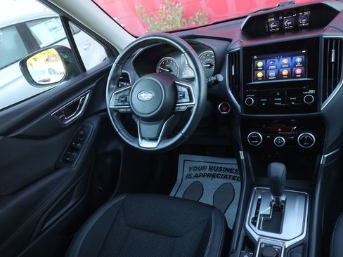 Used 2023 Subaru Forester Premium image 17