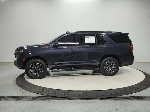 Used 2023 Chevrolet Tahoe Z71 w/ Luxury Package AWD/4WD image 5