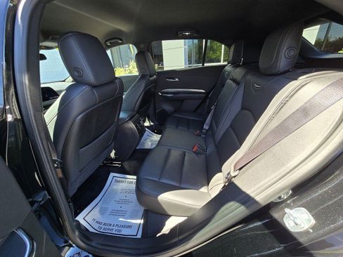 Used 2025 Cadillac XT4 Premium Luxury image 12