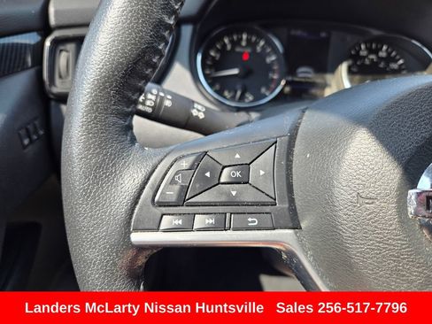 Used 2019 Nissan Rogue SL w/ Premium Package FWD image 26