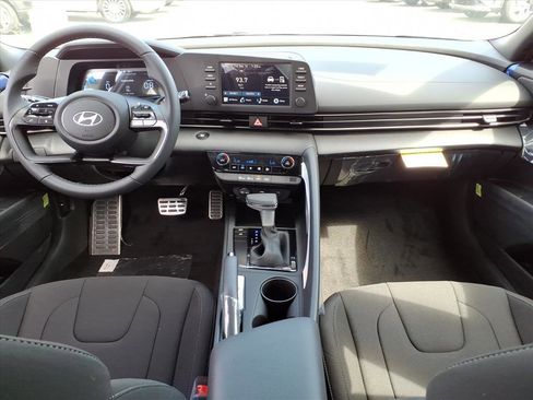 New 2025 Hyundai Elantra Sport w/ Cargo Package image 5