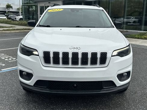 Used 2022 Jeep Cherokee Latitude Lux image 4