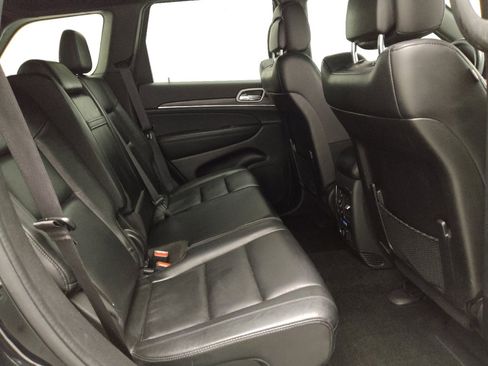 Used 2022 Jeep Grand Cherokee Limited w/ Trailer Tow Group IV image 19