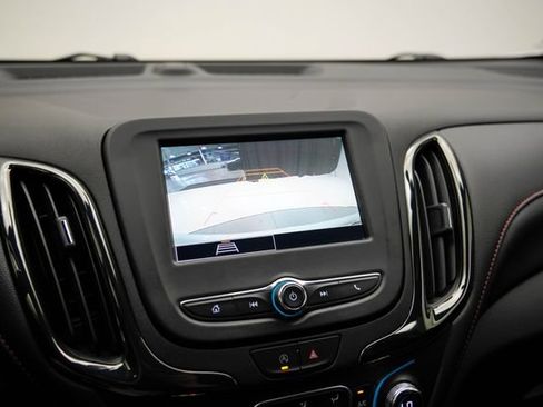 Used 2022 Chevrolet Equinox RS FWD image 5